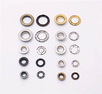 ตาไก่ด้วยกรงเล็บ